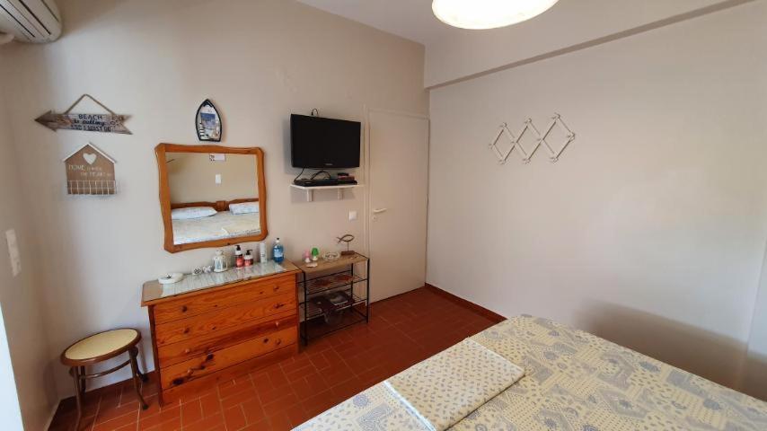 Nea Styra Seafront Apartment With Stunning View エクステリア 写真